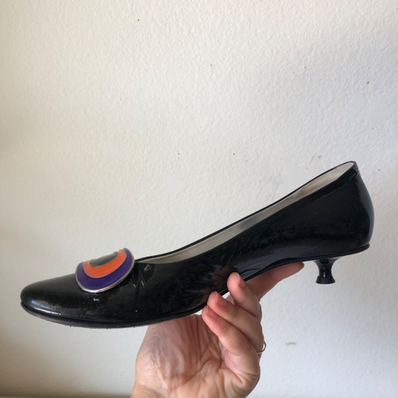 Patent black kitten heel shoes - Picture 7 of 7